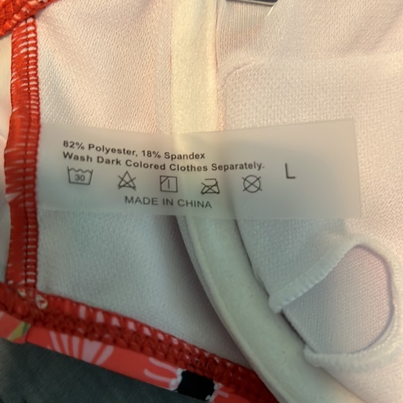 NWOT Underwire swim top and high waisted bottoms - Picture 6 of 9